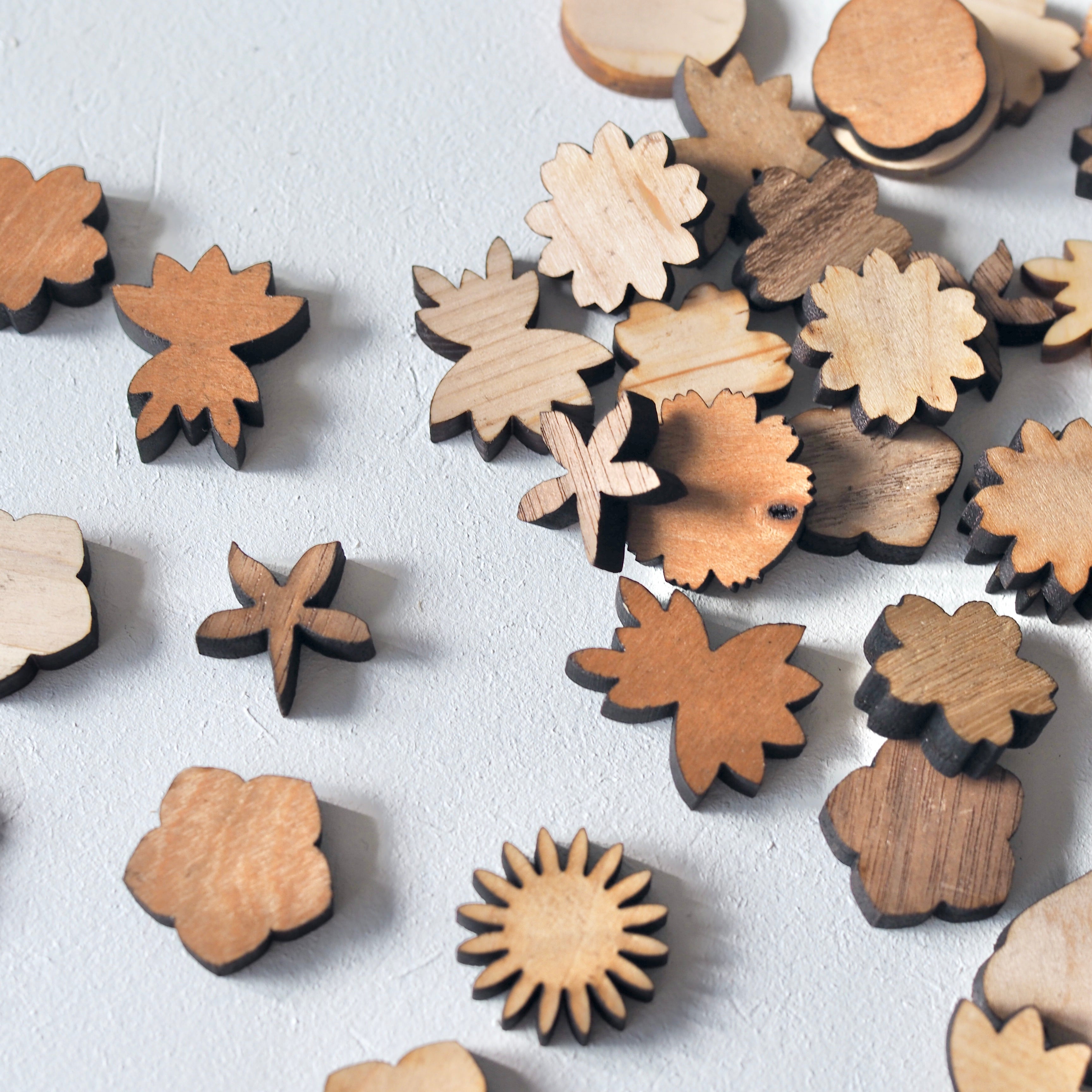 하나가타_꽃 모양 부품