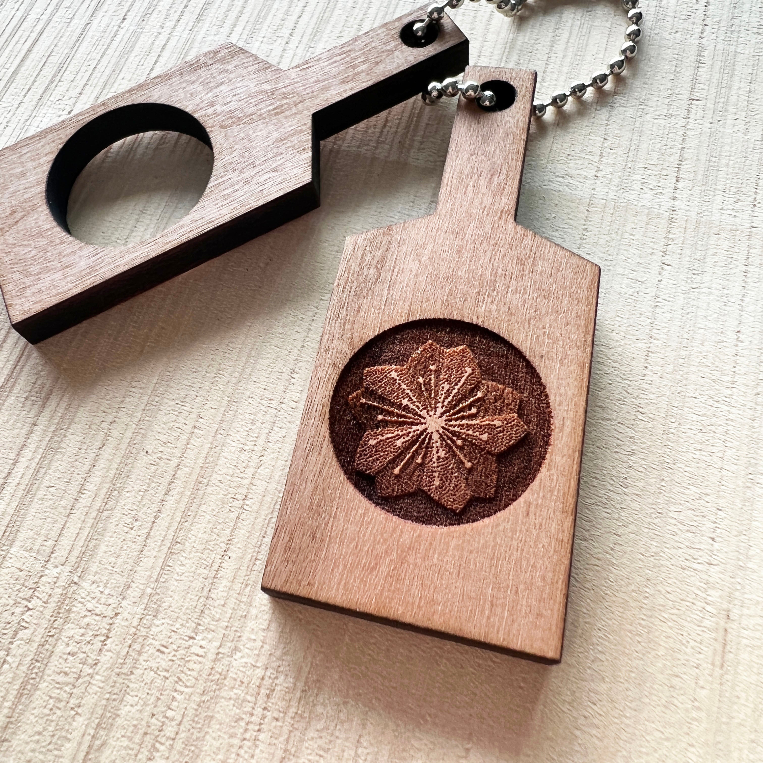 Wooden Keychain 03 [Peach] Temari